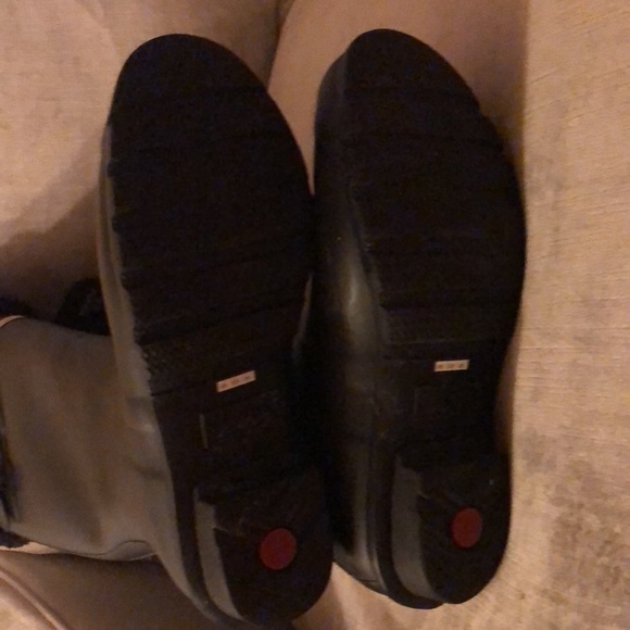 Gorgeous Hunter black tall matte Sheepskin Winter Snow boots 8 - Picture 10 of 15